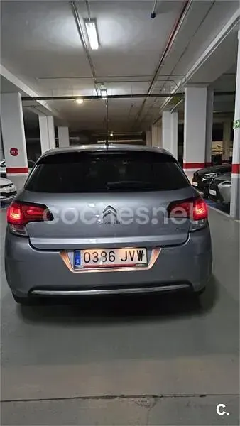 Usado Citroën C4 Feel 120 CV (88 kW) 2016 Gris / plata Berlina