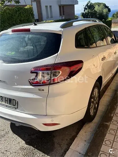 Usado Renault Mégane GrandTour Life 115 CV (84 kW) 2014 Blanco Familiar