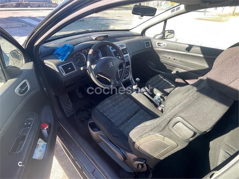 Negro Usado 2004 Peugeot 307 Berlina | 1700 € (Buen precio) - Imagen 1/4
