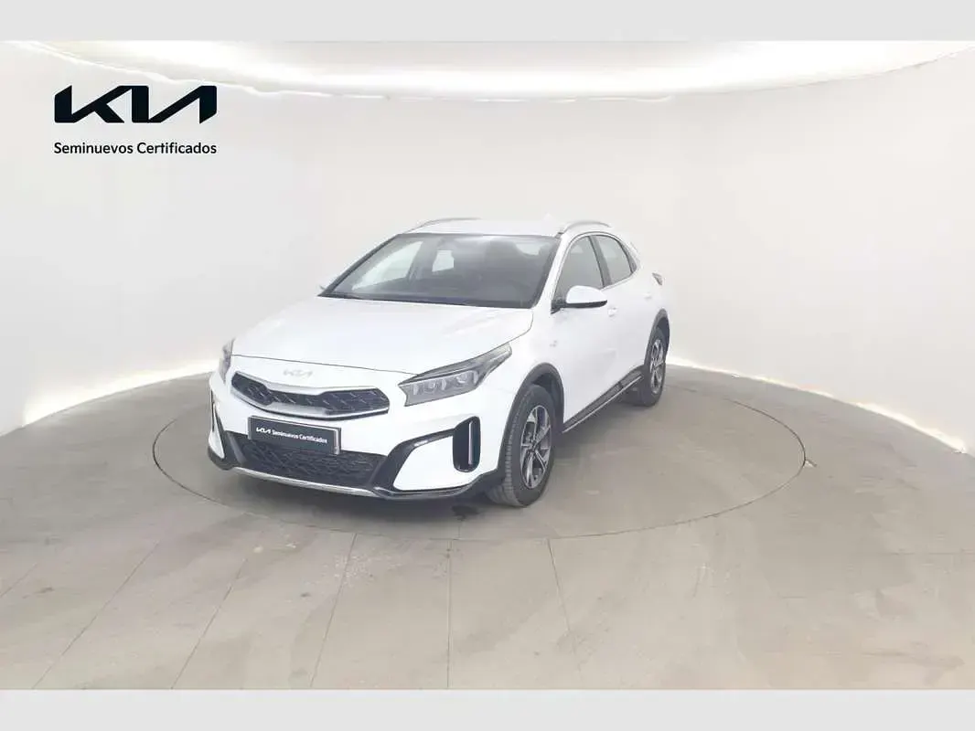 Usado Kia XCeed 101 CV (74 kW) 2025 Blanco SUV