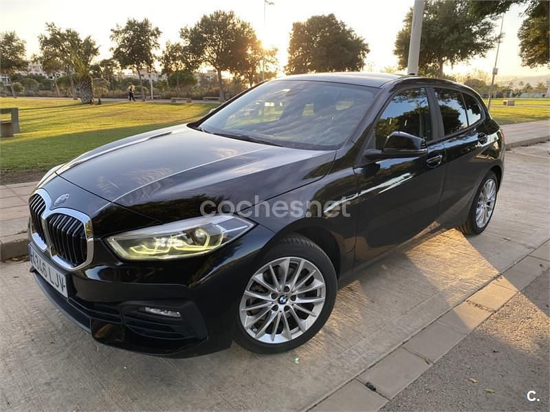 Negro Usado 2020 BMW 118 Utilitario | 18.490 € (Precio justo) - Imagen 1/4