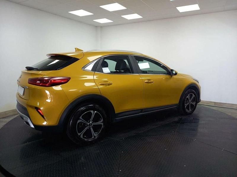 Usado Kia XCeed 141 CV (103 kW) 2021 Amarillo SUV