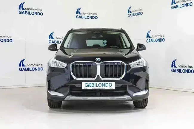 Usado BMW X1 Comfort Edition 150 CV (110 kW) 2023 Negro SUV