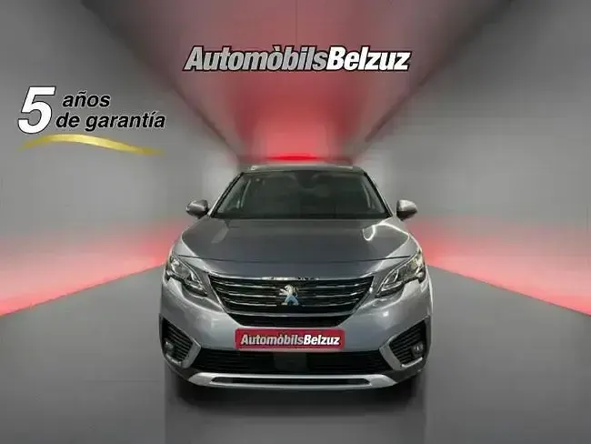Używany Peugeot 5008 Active 131 KM (96 kW) 2019 Szary SUV
