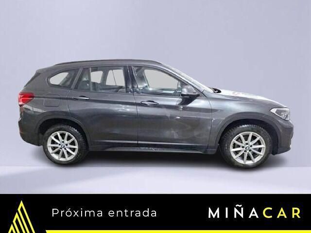 Usado BMW X1 116 CV (85 kW) 2021 Gris SUV