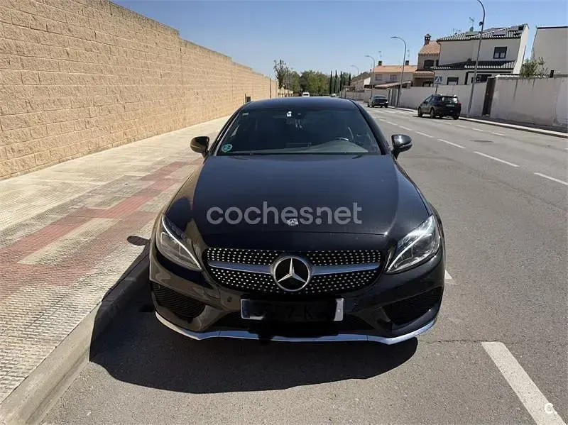 Usado Mercedes C220 170 CV (125 kW) 2018 Negro Coupe