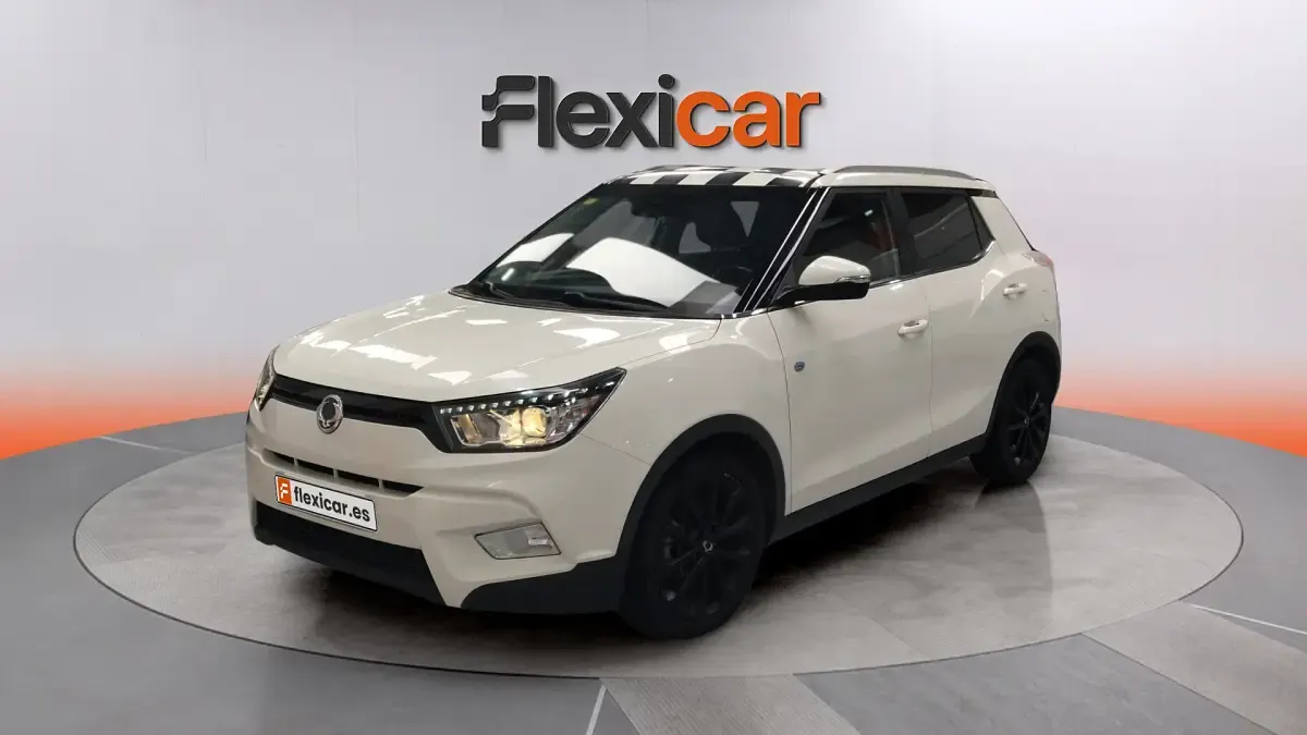 Usado SsangYong Tivoli Limited 116 CV (85 kW) 2018 Blanco SUV