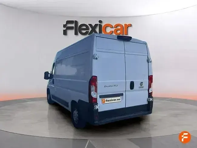 Usado Fiat Ducato 131 CV (96 kW) 2019 Blanco Van