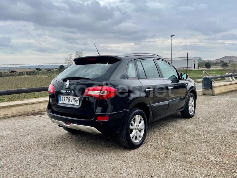 Usado Renault Koleos LIMITED 150 CV (110 kW) 2014 Negro SUV