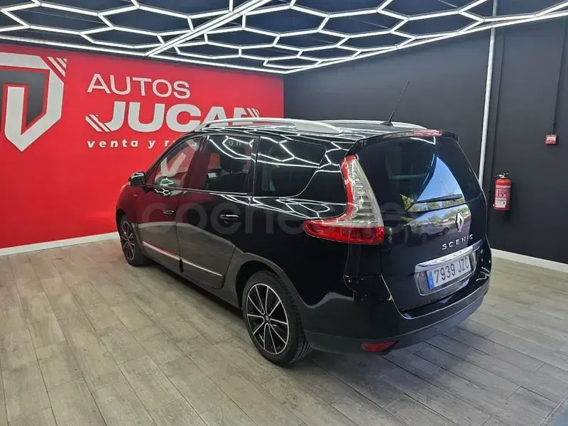 Usado Renault Grand Scénic III Bose Edition 130 CV (95 kW) 2012 Negro Monovolumen