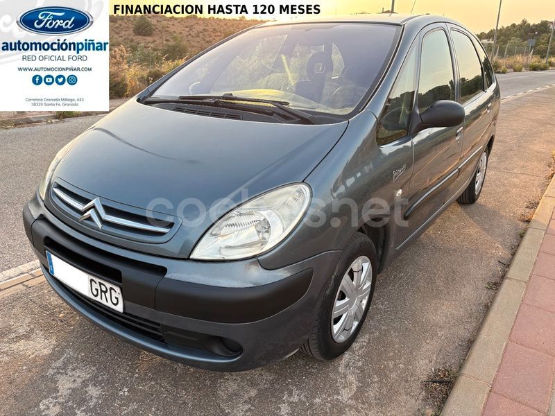 Gris / plata Usado 2009 Citroën Xsara Picasso Exclusive Monovolumen | 4990 € (Un poco caro) - Imagen 1/4