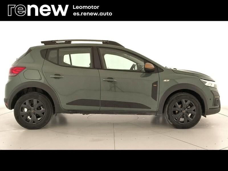Usado Dacia Sandero Extreme 100 CV (73 kW) 2025 Verde Berlina