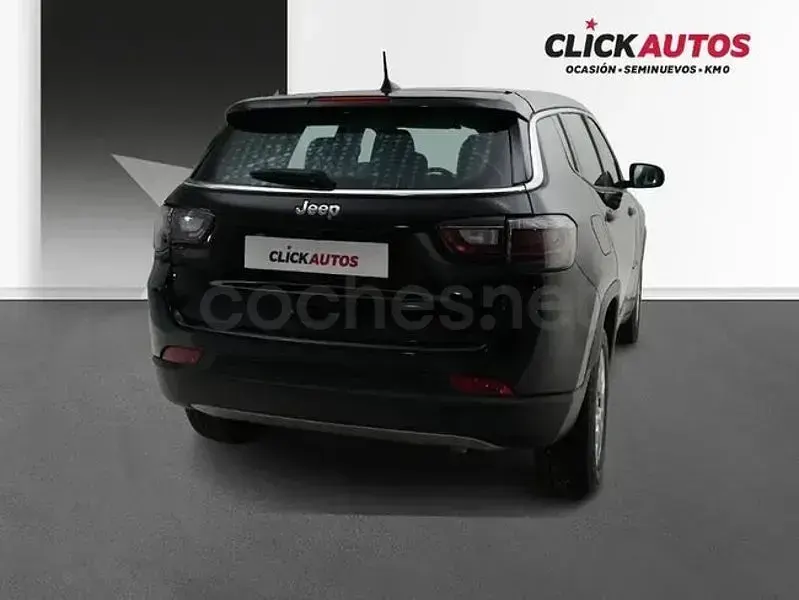 Usado Jeep Compass Altitude 130 CV (95 kW) 2025 Negro SUV