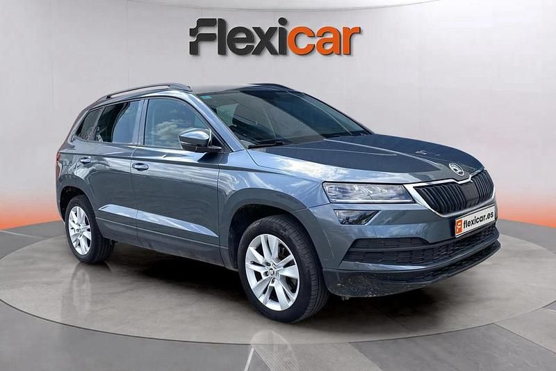 Gris Usado 2019 Skoda Karoq Ambition SUV | 15.490 € (Buen precio) - Imagen 1/4