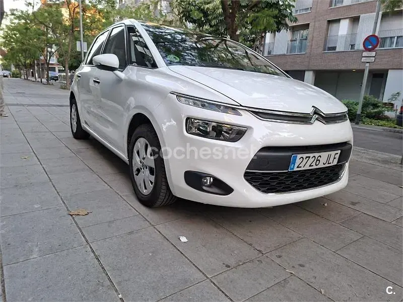 Usado Citroën C4 Picasso Live 120 CV (88 kW) 2016 Blanco Monovolumen
