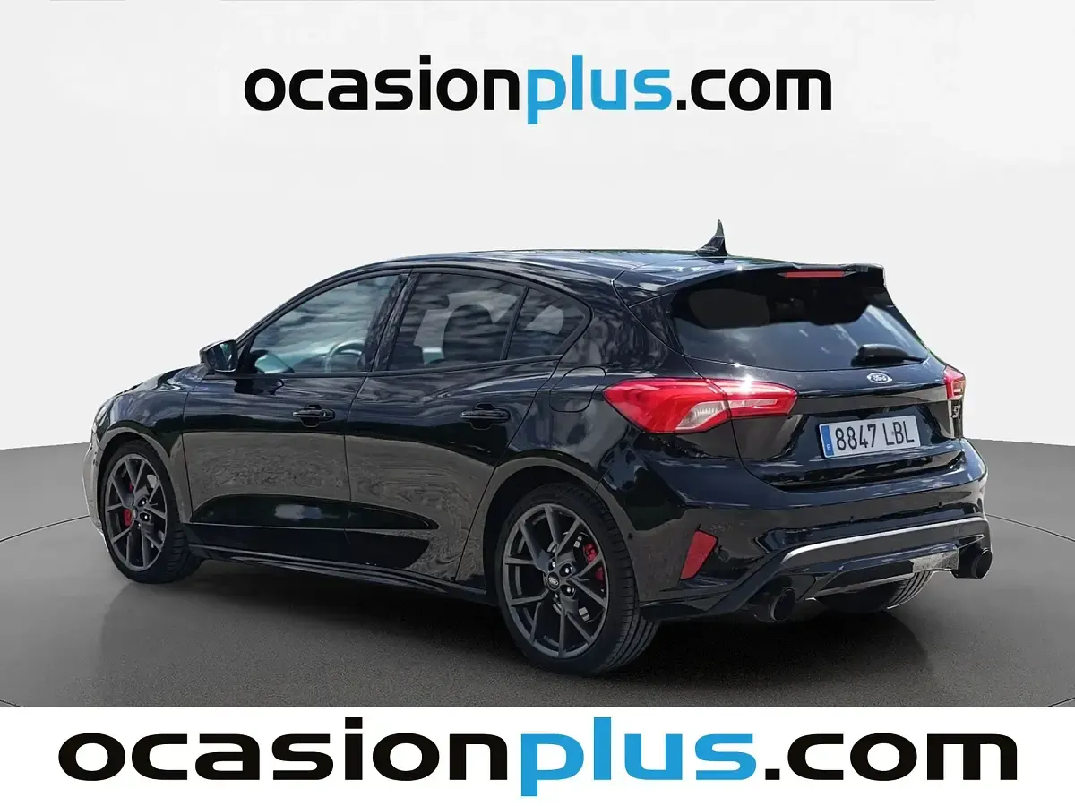 Käytetty Ford Focus ST 280 HP (205 kW) 2019 Musta Viistoperä