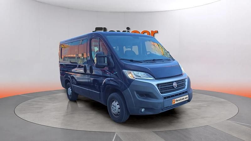 Usado Fiat Ducato 150 CV (110 kW) 2018 Azul Van