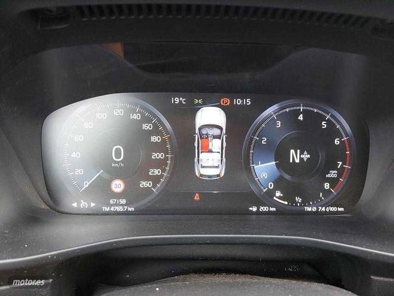 Usado Volvo XC40 R-Design 129 CV (94 kW) 2020 Blanco SUV