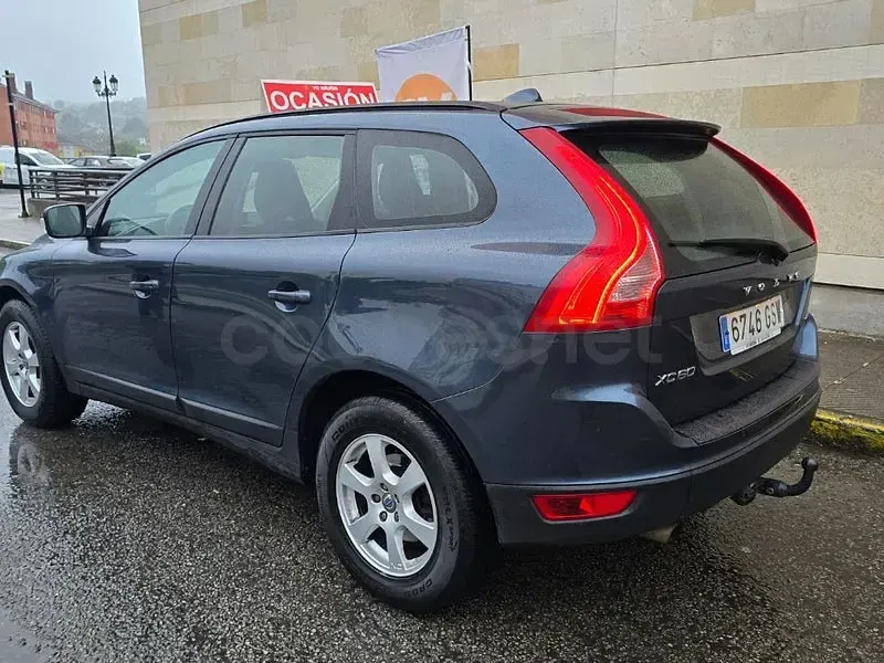 Usado Volvo XC60 Kinetic 175 CV (128 kW) 2010 Azul SUV