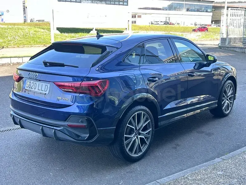 Usado Audi Q3 Sportback 150 CV (110 kW) 2020 Azul SUV