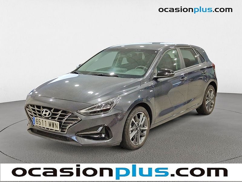 Negro Usado 2021 Hyundai i30 Utilitario | 15.644 € (Precio justo) - Imagen 1/4