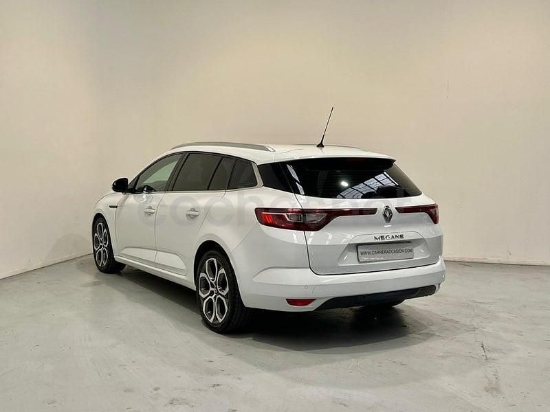 Usado Renault Mégane GrandTour Business 110 CV (80 kW) 2016 Blanco Familiar