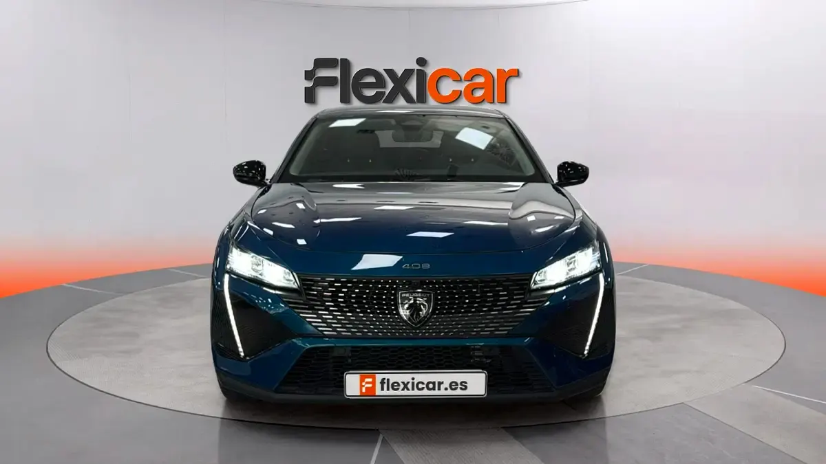 Usado Peugeot 408 Allure 181 CV (133 kW) 2023 Verde SUV