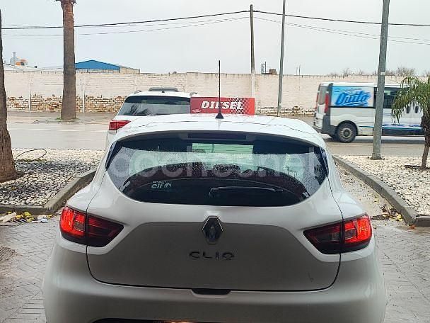 Usado Renault Clio IV Business 75 CV (55 kW) 2018 Blanco Berlina
