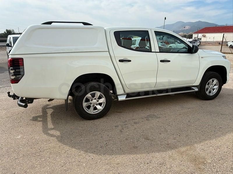 Usado Mitsubishi L200 150 CV (110 kW) 2021 Blanco Recogida