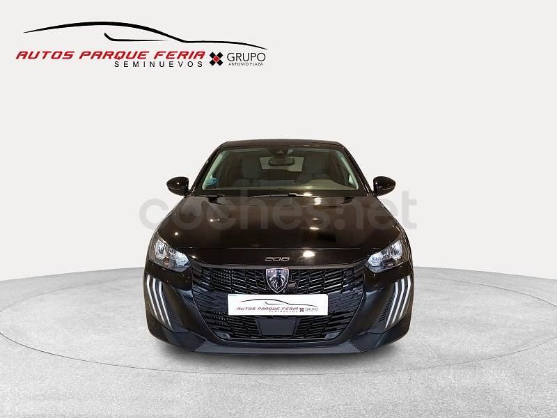 Usado Peugeot 208 Allure 100 CV (73 kW) 2025 Negro Utilitario