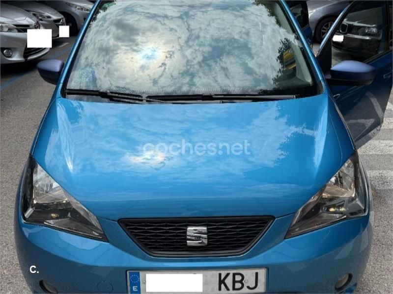 Usado Seat Mii Style 68 CV (50 kW) 2017 Azul Utilitario