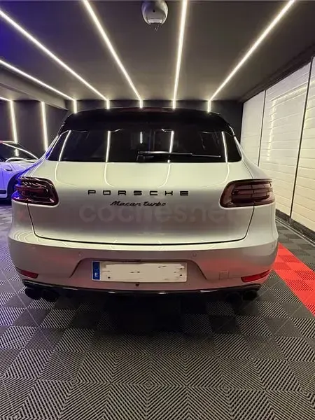 Usado Porsche Macan Turbo 400 CV (294 kW) 2016 Gris / plata SUV