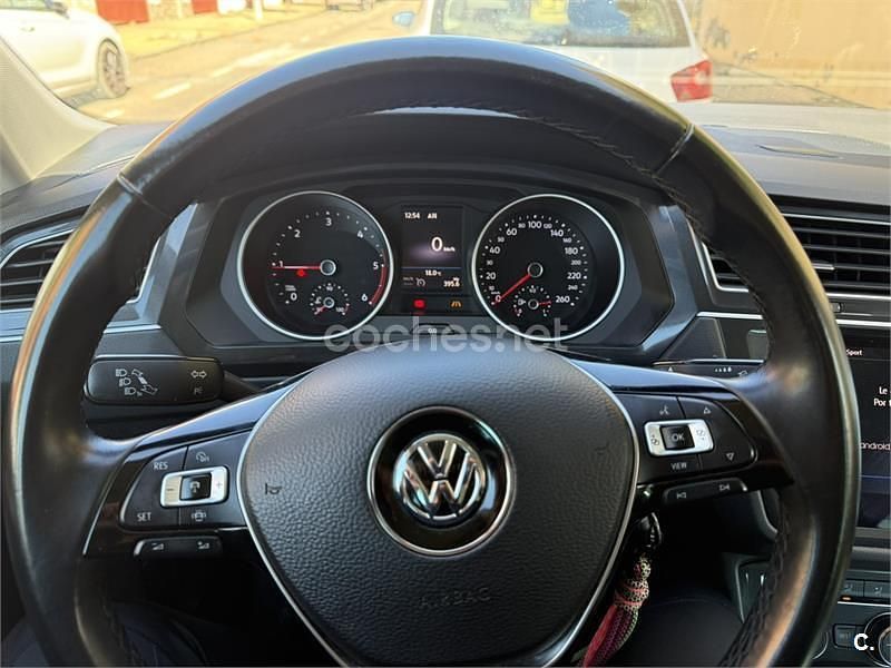 Usado VW Tiguan Sportline 150 CV (110 kW) 2018 Blanco SUV