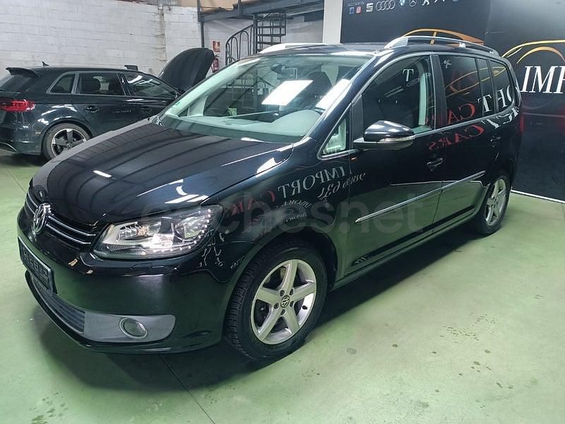 Usado VW Touran Advance 140 CV (102 kW) 2012 Negro Monovolumen