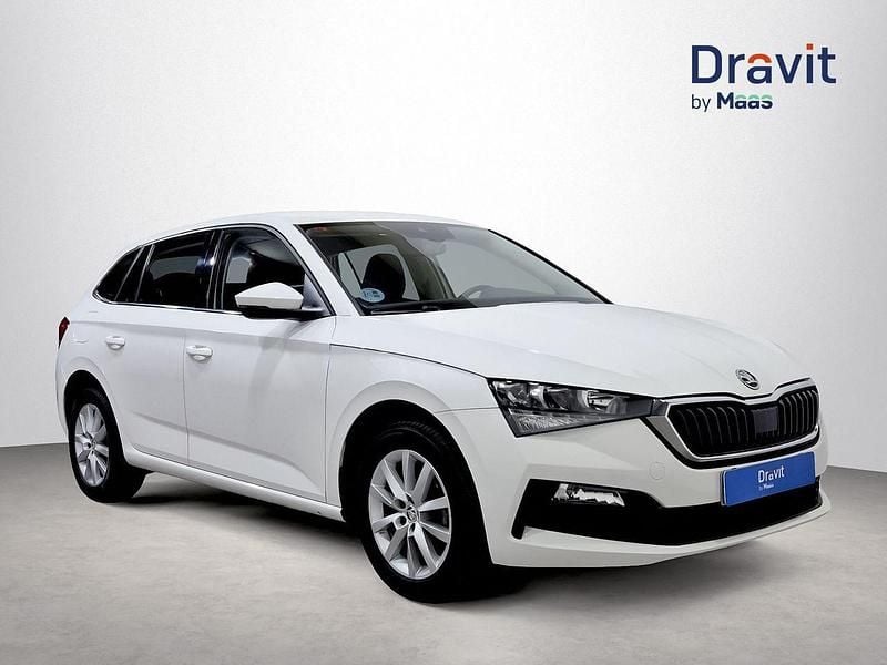 Blanco Usado 2021 Skoda Scala Ambition Utilitario | 14.980 € (Precio justo) - Imagen 1/4