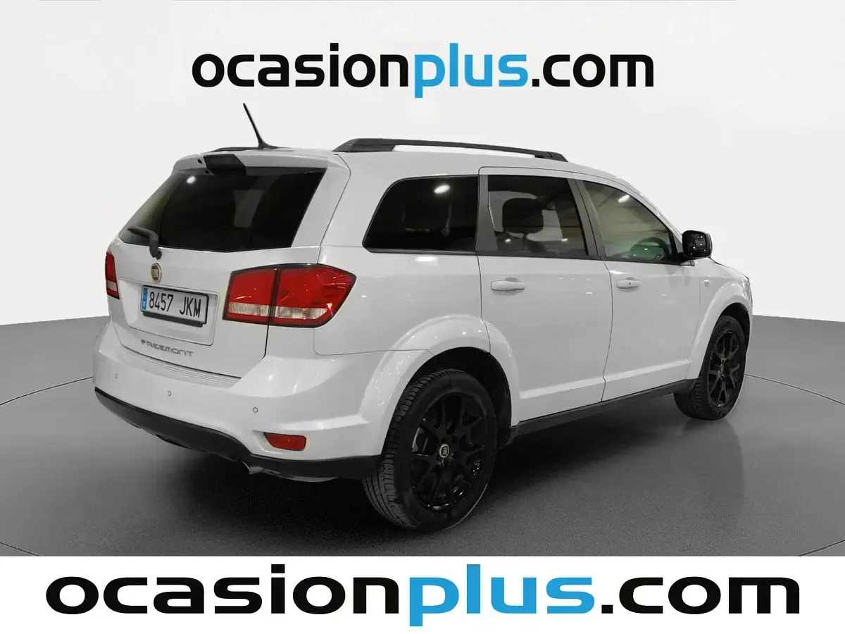 Usado Fiat Freemont Black Code 170 CV (125 kW) 2015 Blanco SUV
