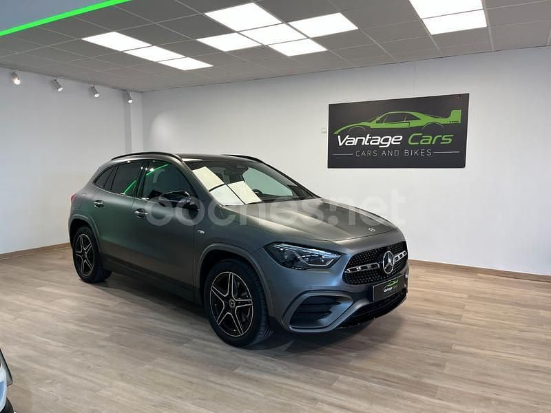 Usado Mercedes GLA250 218 CV (160 kW) 2025 Gris / plata SUV