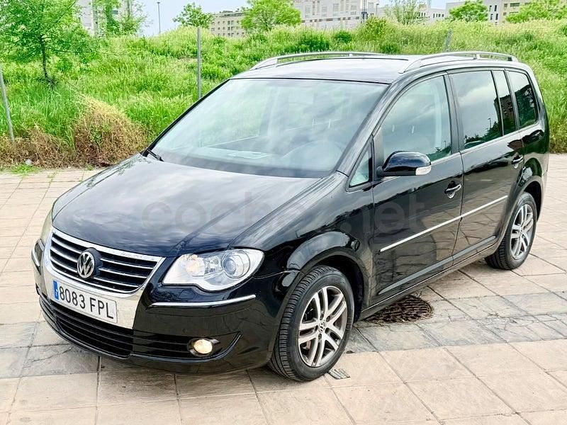 Usado VW Touran Highline 140 CV (102 kW) 2007 Negro Monovolumen