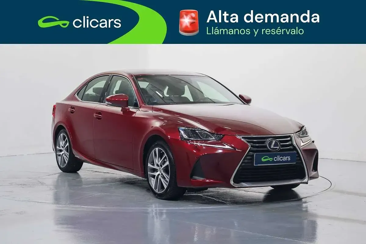 Usado Lexus IS300h Executive Line 181 CV (133 kW) 2017 Rojo Berlina
