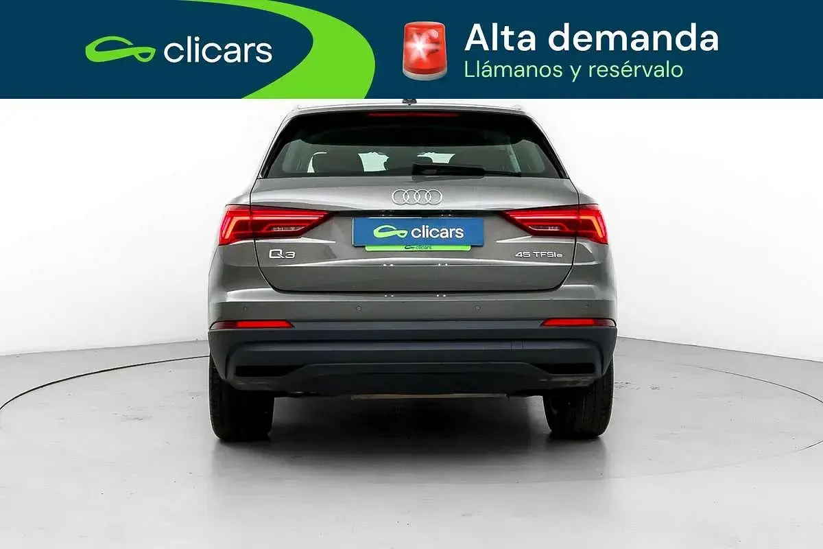 Usado Audi Q3 150 CV (110 kW) 2022 Gris SUV
