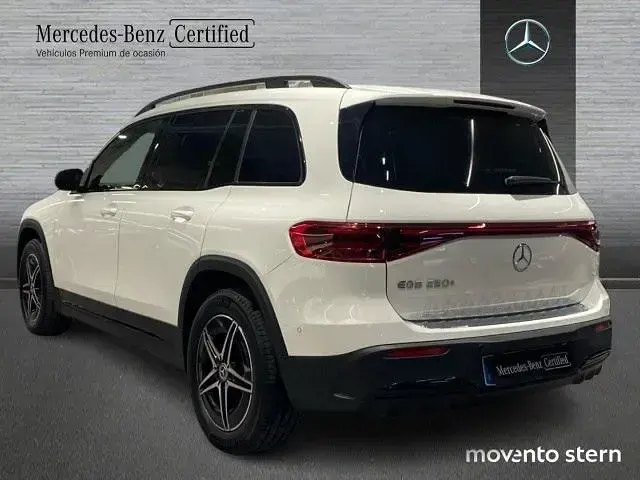 Usado Mercedes EQB250 139 kW (190 CV) 2025 Blanco polar SUV
