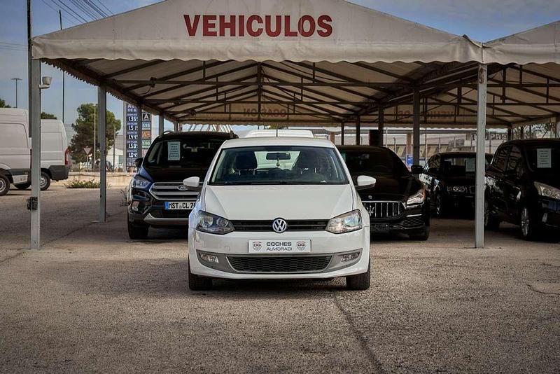 Blanco Usado 2010 VW Polo Advance Utilitario | 6490 € (Precio justo) - Imagen 1/4