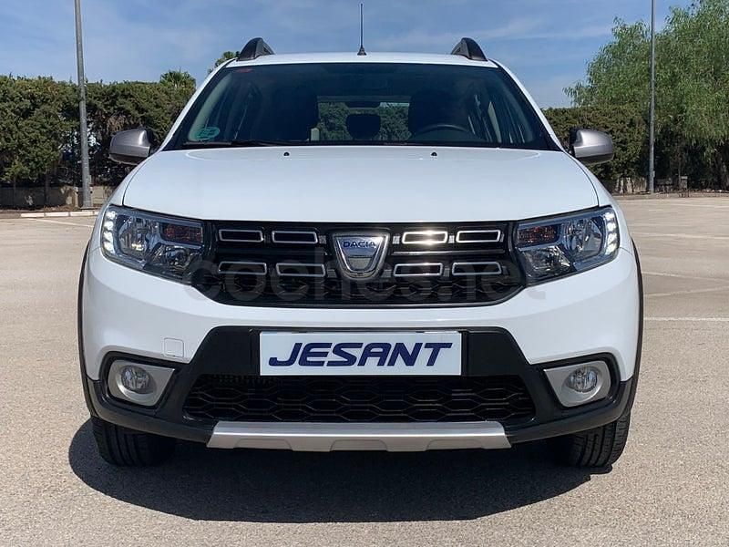 Usado Dacia Sandero Essentiel 90 CV (66 kW) 2019 Blanco Berlina