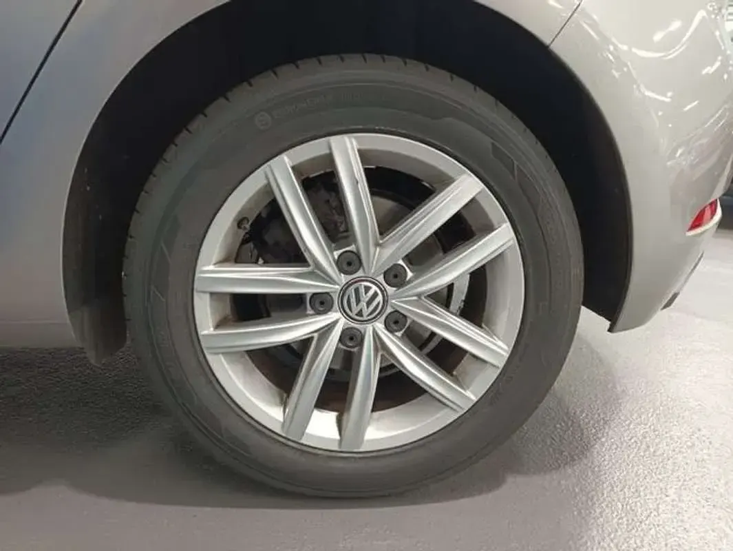 Occasion VW Golf VII 116 ch (85 kW) 2019 Argent Berline