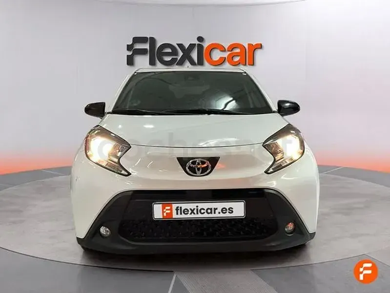 Usado Toyota Aygo X 72 CV (52 kW) 2024 Blanco SUV