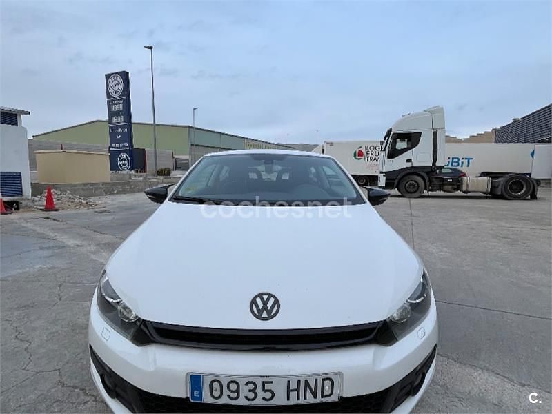 Usado VW Scirocco 140 CV (102 kW) 2012 Blanco Coupe