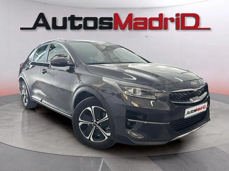 Usado Kia XCeed 141 CV (103 kW) 2021 Gris / plata SUV