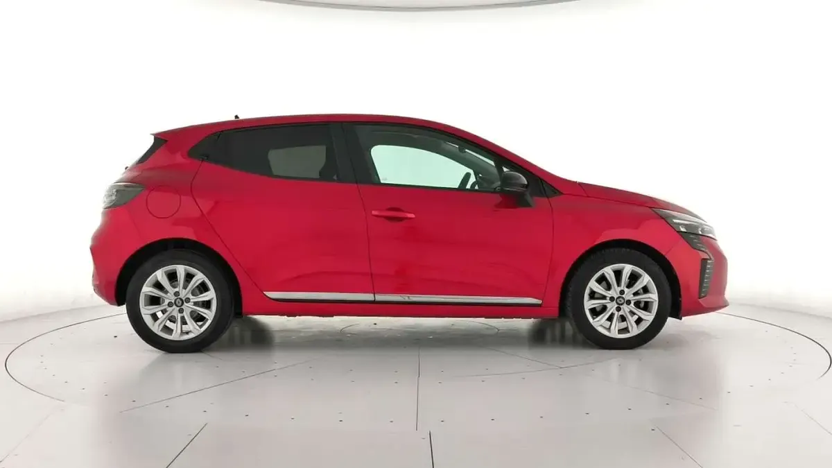 Usado Renault Clio Evolution 101 CV (74 kW) 2025 Utilitario