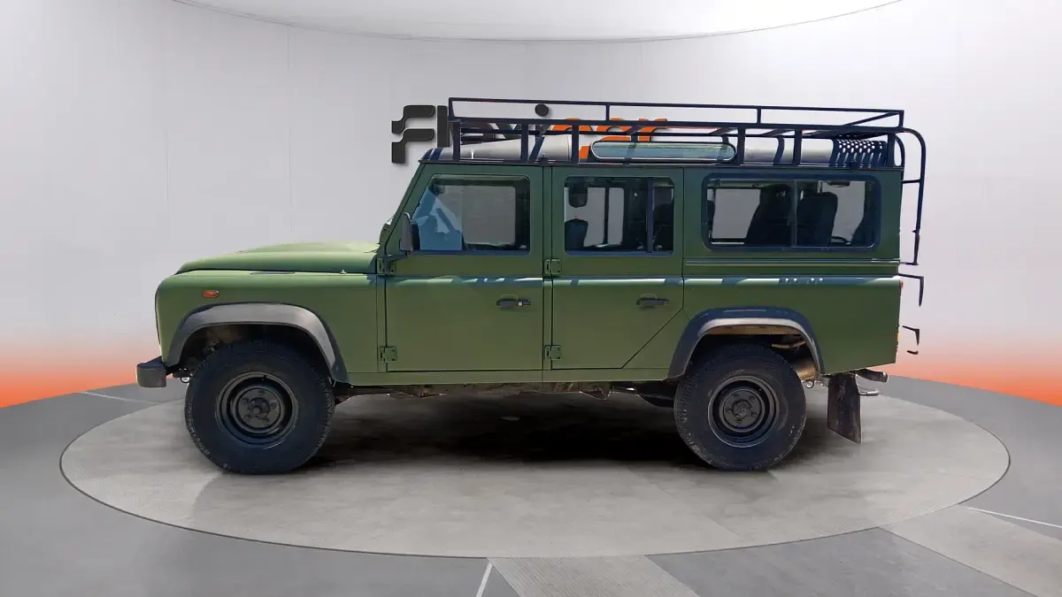 Usado Land Rover Defender 122 CV (89 kW) 2016 Verde Berlina