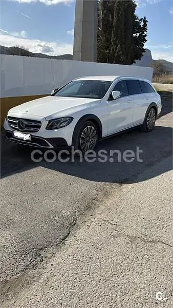 Usado Mercedes E220 All-Terrain 194 CV (142 kW) 2017 Blanco Familiar